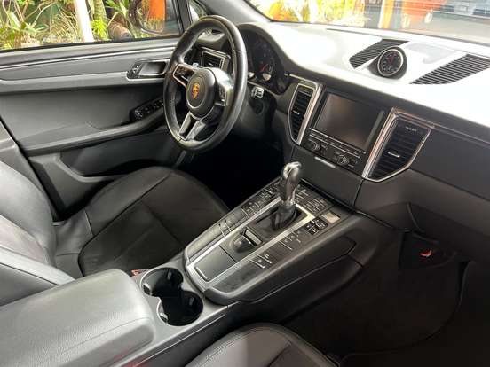 PORSCHE-MACAN-2.0 16V GASOLINA 4P AUTOMÁTICO PORSCHE-MACAN-2015