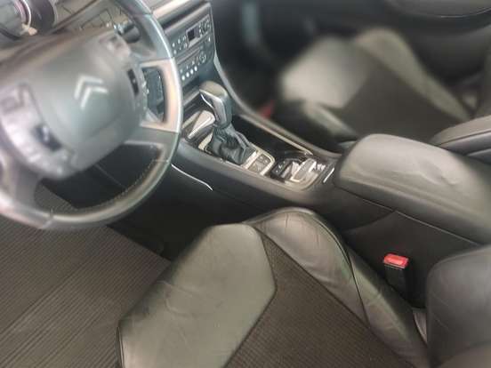 CITROËN-C5-2.0 MPFI TOURER EXCLUSIVE 16V GASOLINA 4P AUTOMÁTICO CITROËN-C5-2011
