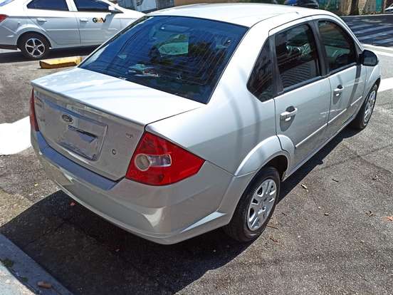 FORD-FIESTA-1.6 MPI CLASS SEDAN 8V FLEX 4P MANUAL FORD-FIESTA-2009