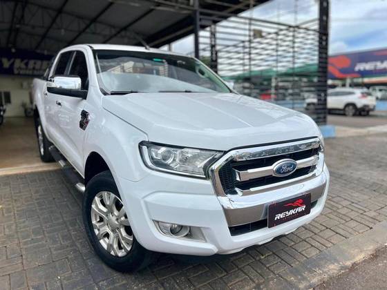 FORD RANGER 3.2 XLT 4X4 CD 20V DIESEL 4P AUTOMÁTICO