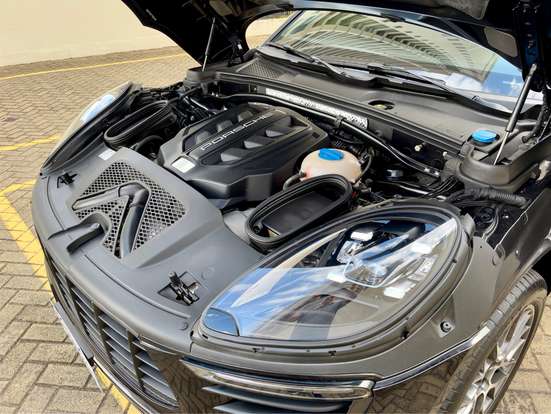 PORSCHE-MACAN-2018