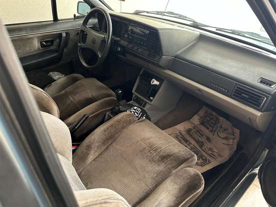 VOLKSWAGEN-SANTANA-2.0 GLS 8V GASOLINA 4P MANUAL VOLKSWAGEN-SANTANA-1990
