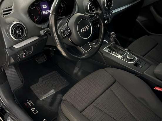 AUDI-A3-1.8 TFSI SPORTBACK AMBITION 16V GASOLINA 4P AUTOMÁTICO AUDI-A3-2013