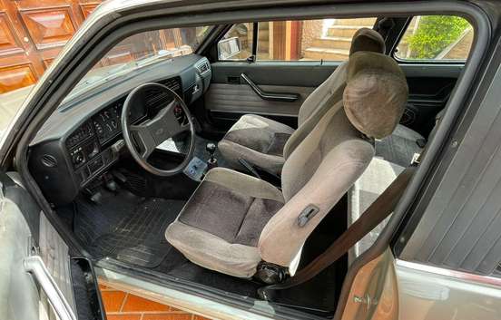 CHEVROLET-MONZA-1984