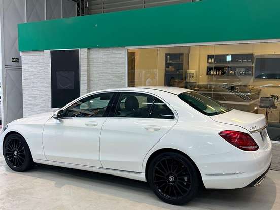 MERCEDES-BENZ-C 200-2.0 CGI AVANTGARDE 16V GASOLINA 4P AUTOMÁTICO MERCEDES-BENZ-C 200-2015