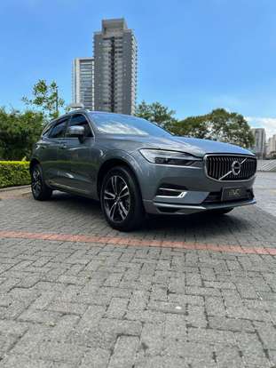 VOLVO-XC60-2021