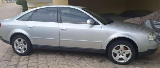 AUDI-A6-2001