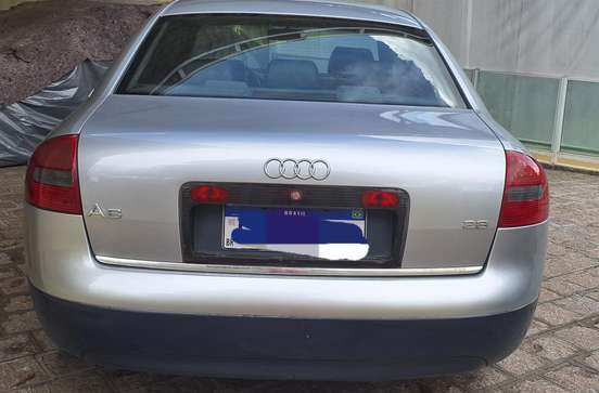 AUDI-A6-2001