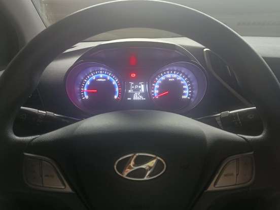 HYUNDAI-HB20S-1.6 COMFORT PLUS 16V FLEX 4P AUTOMÁTICO HYUNDAI-HB20S-2016