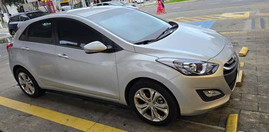 HYUNDAI-I30-1.8 MPI 16V GASOLINA 4P AUTOMATICO HYUNDAI-I30-2014