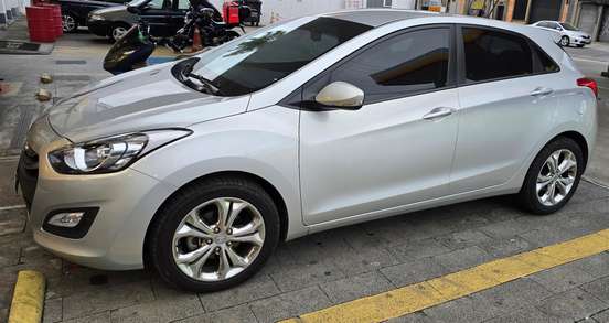 HYUNDAI-I30-1.8 MPI 16V GASOLINA 4P AUTOMATICO HYUNDAI-I30-2014