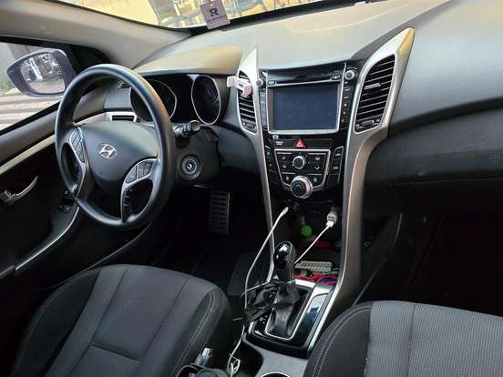 HYUNDAI-I30-1.8 MPI 16V GASOLINA 4P AUTOMATICO HYUNDAI-I30-2014
