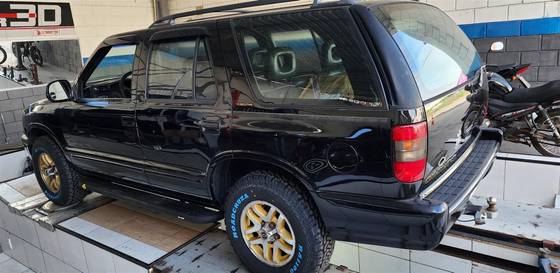 CHEVROLET BLAZER 4.3 SFI DLX EXECUTIVE 4X2 V6 12V GASOLINA 4P AUTOMÁTICO