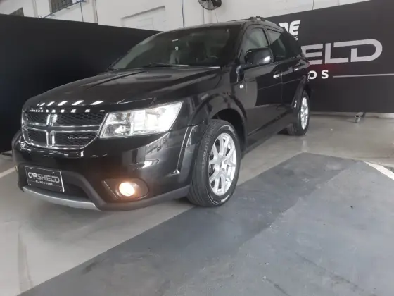 DODGE JOURNEY 3.6 RT V6 GASOLINA 4P AUTOMÁTICO DODGE JOURNEY 3.6 RT V6 GASOLINA 4P AUTOMÁTICO