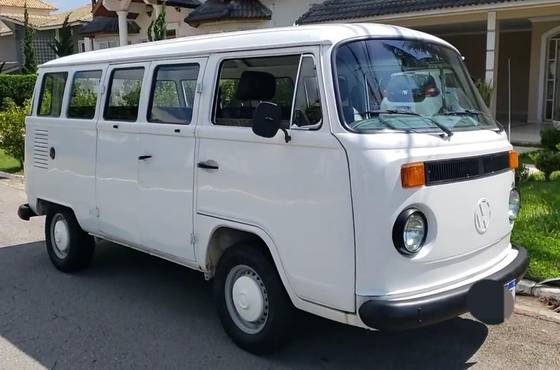 VOLKSWAGEN KOMBI 1.6 STD 8V GASOLINA 3P MANUAL