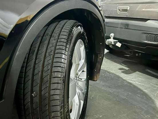 VOLVO-XC40-2.0 T4 GASOLINA GEARTRONIC VOLVO-XC40-2018