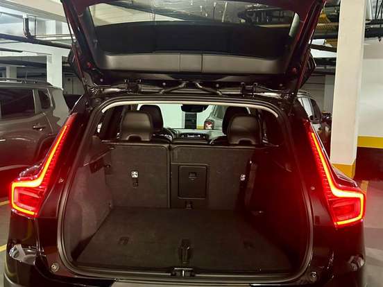 VOLVO-XC40-2.0 T4 GASOLINA GEARTRONIC VOLVO-XC40-2018