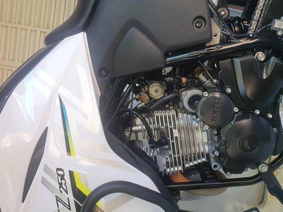 YAMAHA XTZ 250 LANDER 