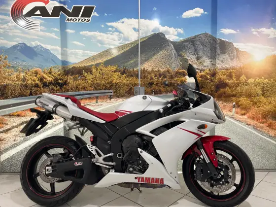 YAMAHA YZF R1 