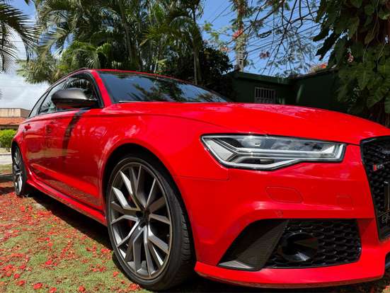 AUDI-RS6-2016
