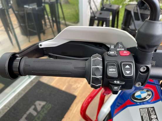 BMW-R 1300 GS TROPHY BMW-R 1300 GS TROPHY-2024