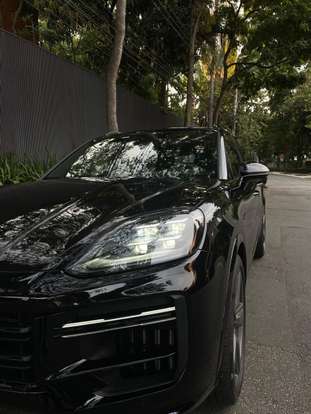 PORSCHE-CAYENNE-2024