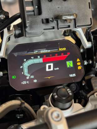 BMW-R 1250 GS ADVENTURE TRIPLE BLACK-2022