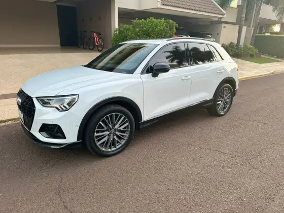 AUDI Q3 1.4 35 TFSI GASOLINA BLACK S TRONIC AUDI Q3 1.4 35 TFSI GASOLINA BLACK S TRONIC