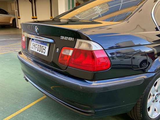 BMW-328i-2.8 EXCLUSIVE SEDAN 24V GASOLINA 4P AUTOMÁTICO BMW-328i-1998