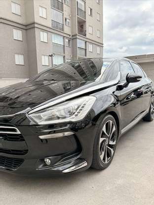 CITROËN-DS5-2012