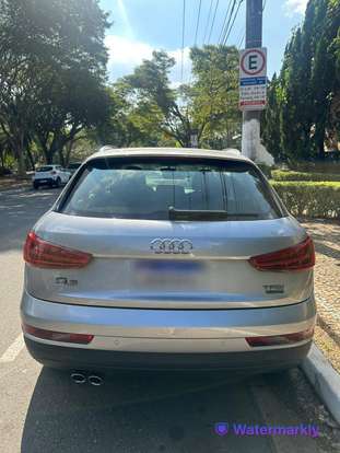 AUDI-Q3-2015