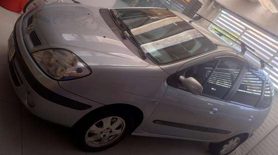 RENAULT-SCÉNIC-2.0 PRIVILÉGE PLUS 16V GASOLINA 4P AUTOMÁTICO RENAULT-SCÉNIC-2007