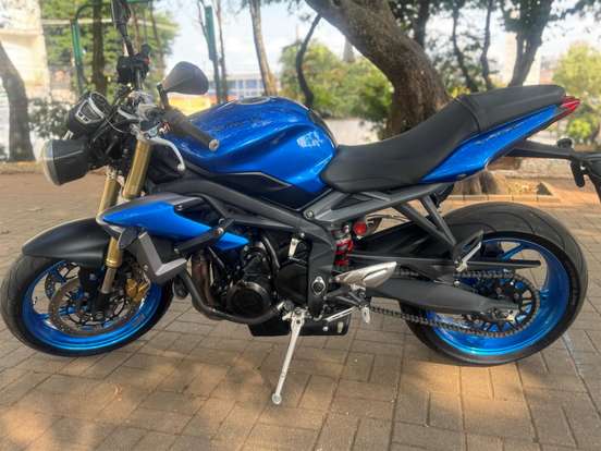 TRIUMPH-STREET TRIPLE 675 ABS TRIUMPH-STREET TRIPLE 675 ABS-2014