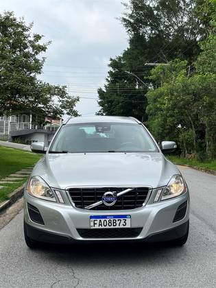 VOLVO XC60 2.0 T5 COMFORT FWD TURBO GASOLINA 4P AUTOMÁTICO