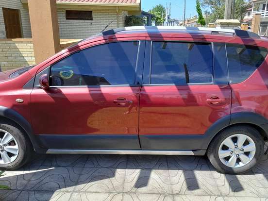 NISSAN-LIVINA-1.8 SL X-GEAR 16V FLEX 4P AUTOMÁTICO NISSAN-LIVINA-2013