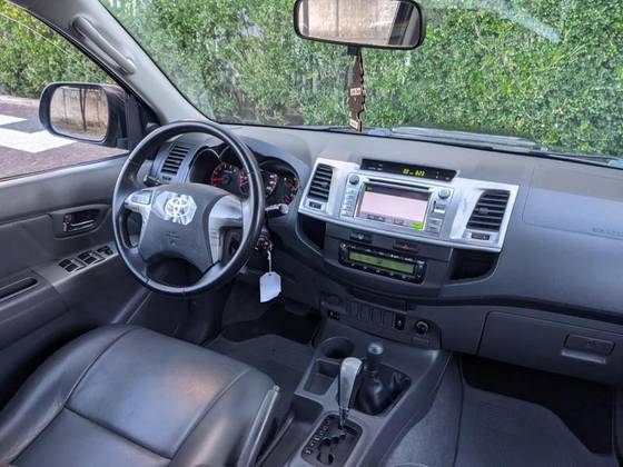 TOYOTA HILUX 3.0 SRV 4X4 CD 16V TURBO INTERCOOLER DIESEL 4P AUTOMÁTICO