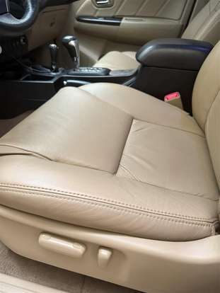 TOYOTA-HILUX SW4-2015