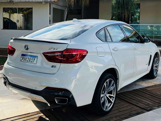 BMW-X6-4.4 50I 4X4 COUPÉ 8 CILINDROS 32V BI-TURBO GASOLINA 4P AUTOMÁTICO BMW-X6-2014