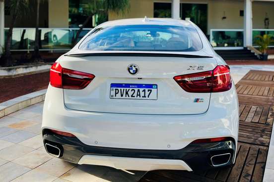 BMW-X6-4.4 50I 4X4 COUPÉ 8 CILINDROS 32V BI-TURBO GASOLINA 4P AUTOMÁTICO BMW-X6-2014