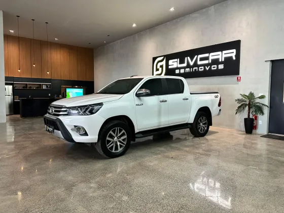 TOYOTA HILUX 2.8 SRX 4X4 CD 16V DIESEL 4P AUTOMÁTICO