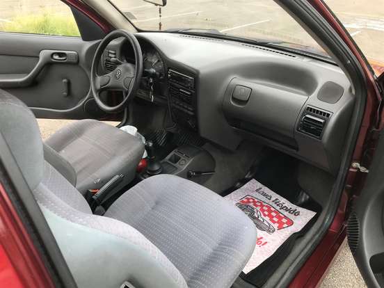 VOLKSWAGEN-GOL-1.0 I 8V GASOLINA 2P MANUAL VOLKSWAGEN-GOL-1996