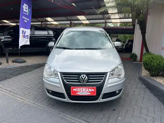 VOLKSWAGEN-POLO SEDAN-2009