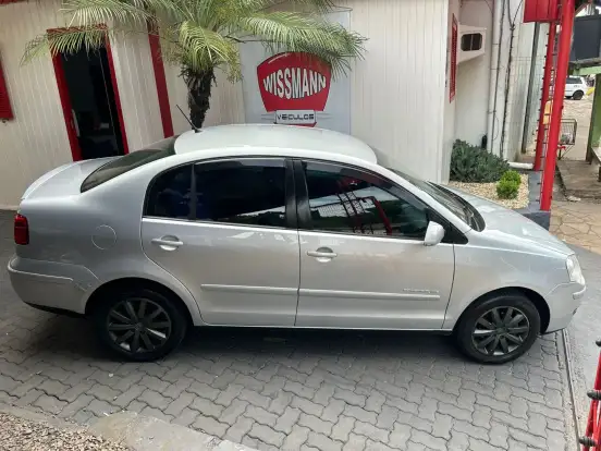 VOLKSWAGEN-POLO SEDAN-1.6 MI COMFORTLINE 8V FLEX 4P MANUAL VOLKSWAGEN-POLO SEDAN-2009