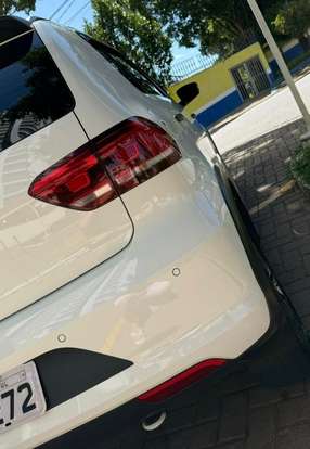 VOLKSWAGEN-FOX-1.6 MSI TOTAL FLEX XTREME 4P MANUAL VOLKSWAGEN-FOX-2019