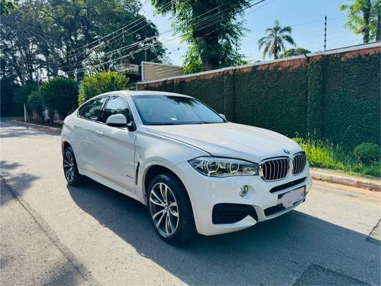 BMW-X6-4.4 M SPORT 4X4 COUPÉ V8 32V BI-TURBO GASOLINA 4P AUTOMÁTICO BMW-X6-2015