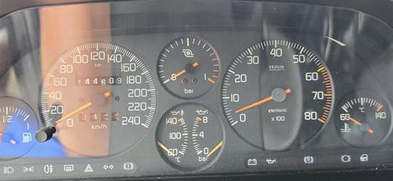 FIAT-UNO-1.4 MPI 8V TURBO GASOLINA 2P MANUAL FIAT-UNO-1994