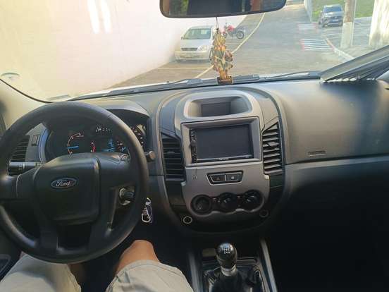 FORD-RANGER-2015