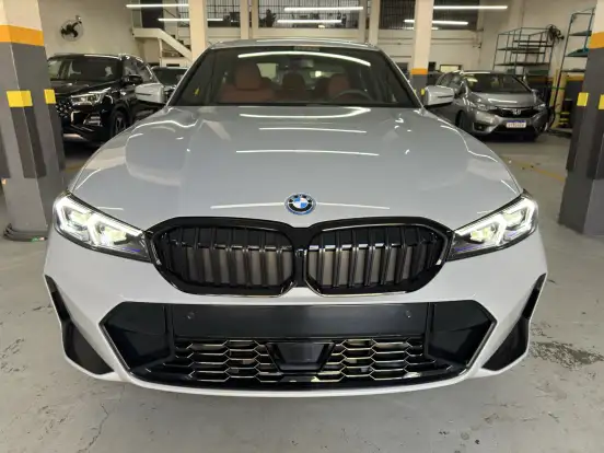BMW-330e-2.0 16V TURBO HÍBRIDO M SPORT AUTOMÁTICO BMW-330e-2024