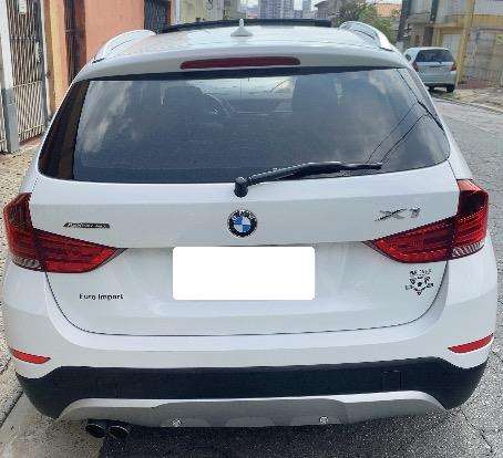 BMW-X1-2015