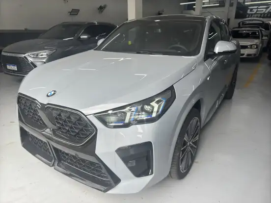 BMW-X2-2024